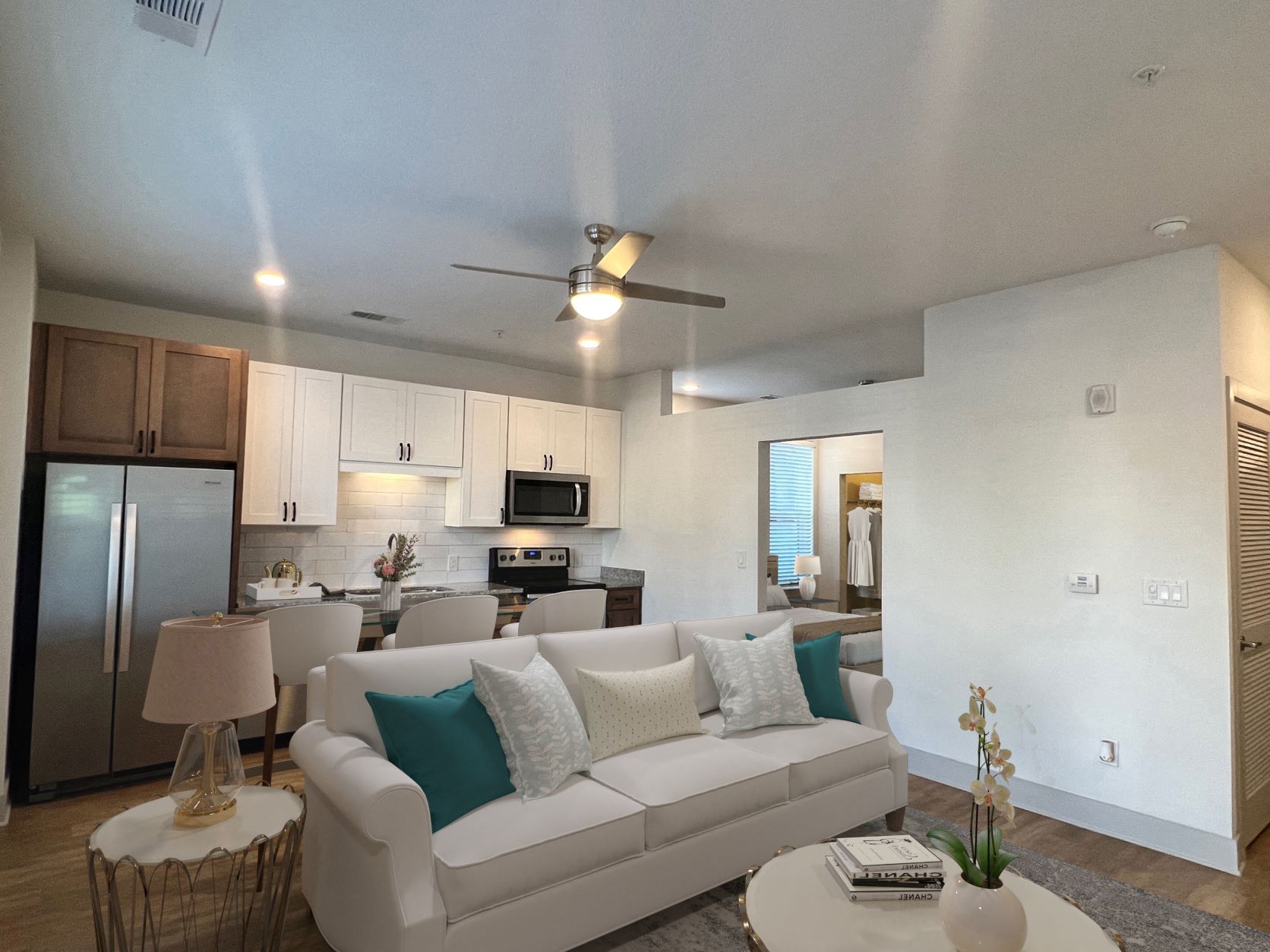 Floor plan for studio, 1 bath, 630 sqft